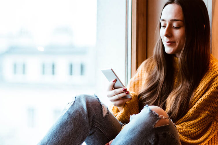 Woman on her smartphone