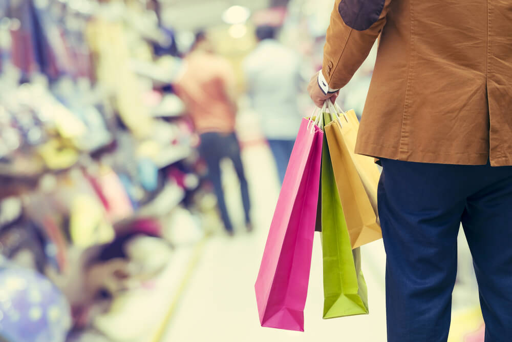 Bridging the customer experience gap between on and offline for a retail revival